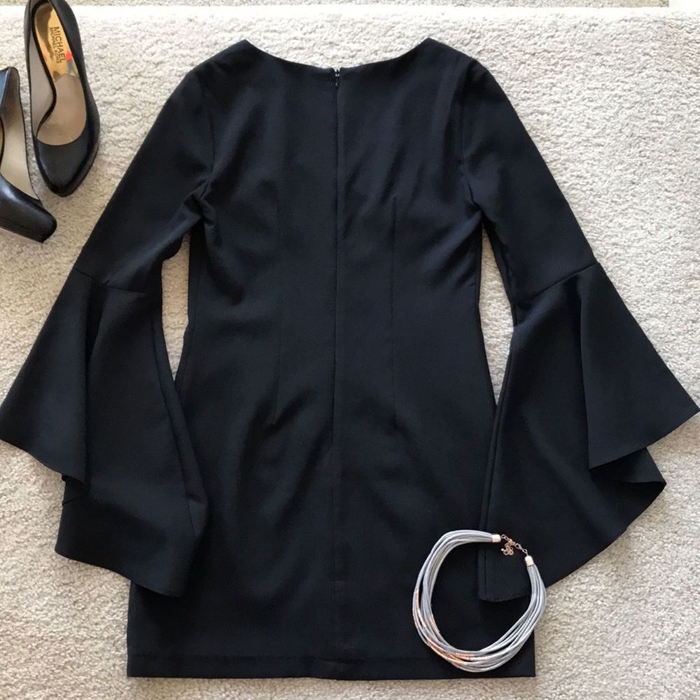 ❤️1 Med❤️Black Bell Sleeve Tunic/Dress - Picture 5 of 6
